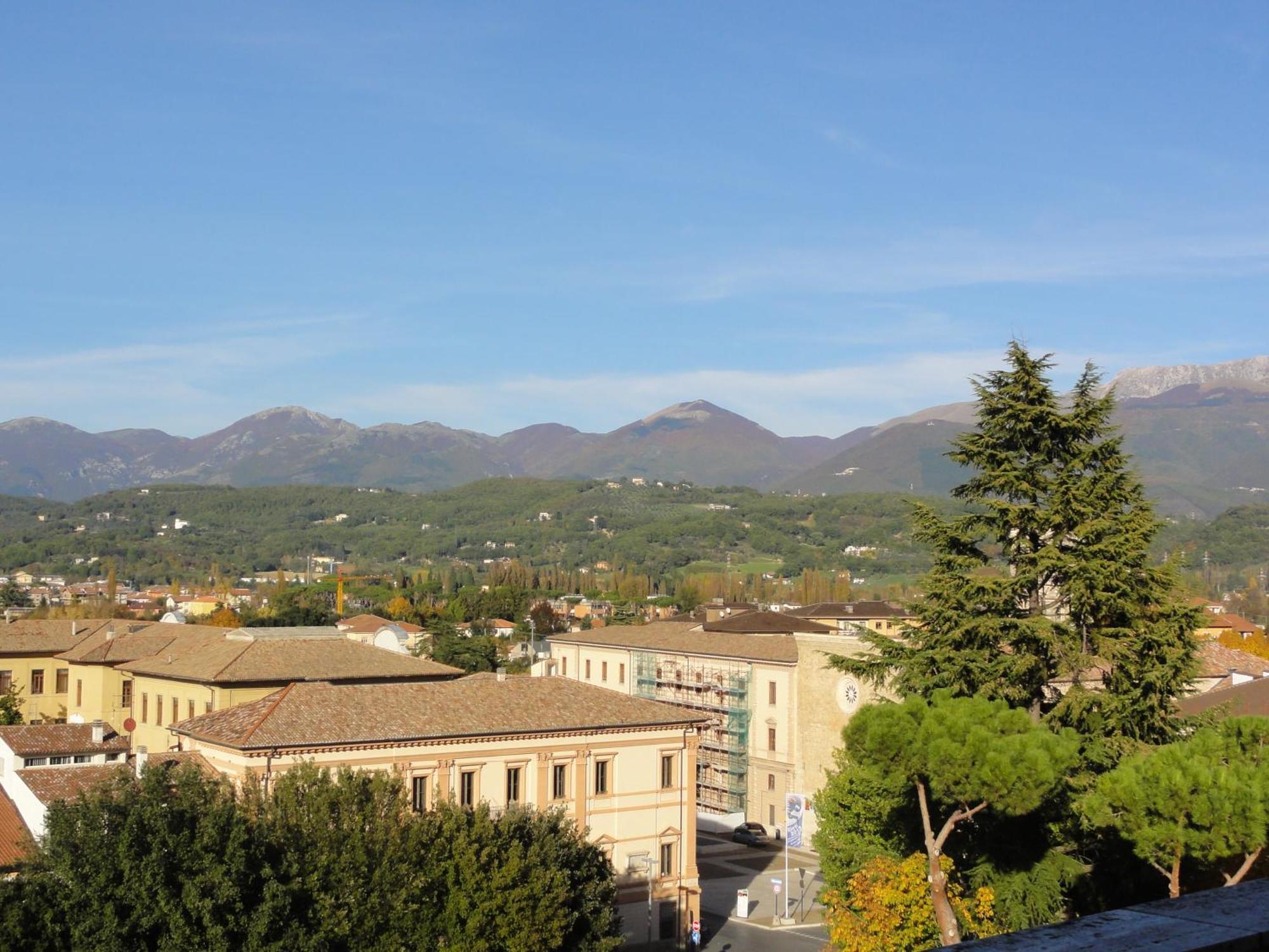 Hotel&Ristorante Miramonti Palazzo Storico Rieti Exterior foto